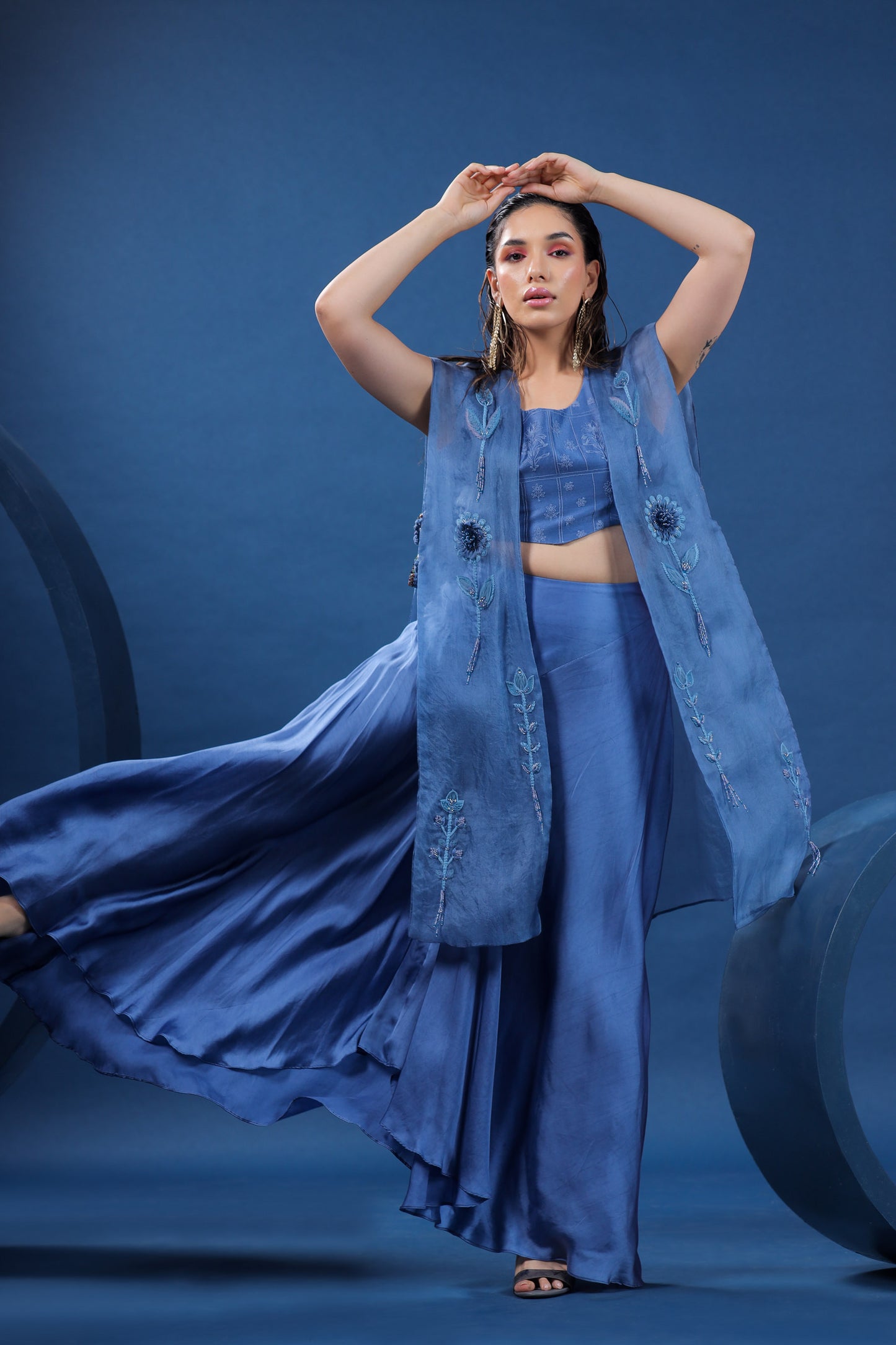 Lagom Blue Cape Set