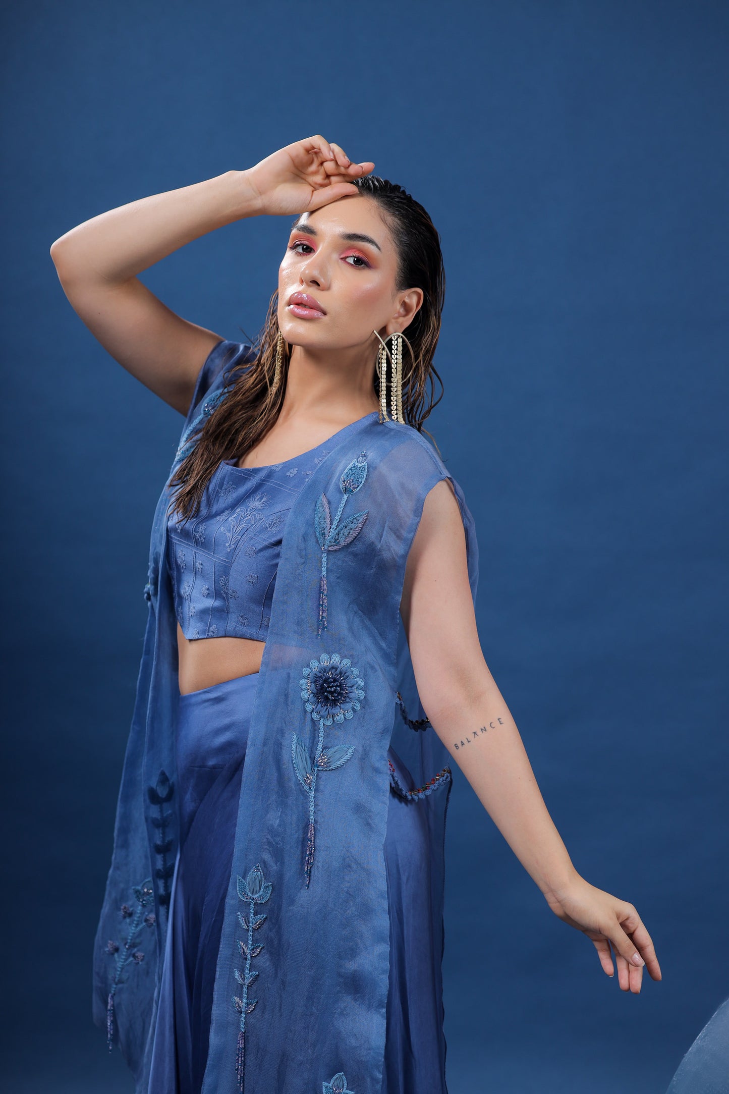 Lagom Blue Cape Set
